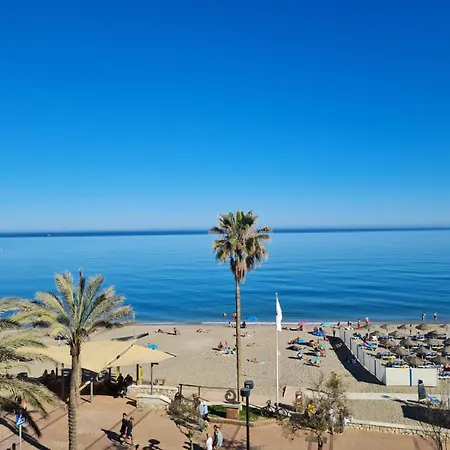 Center Beachfront Yate *